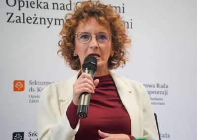 Debata ekspercka CARESKILLS TALKS 3 - dr Justyna Hołyst